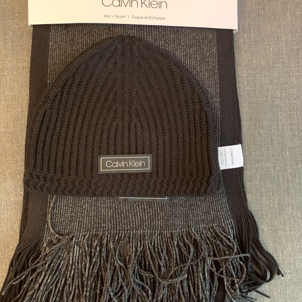 NWT✨ Calvin Klein Hat and Scarf set men or women